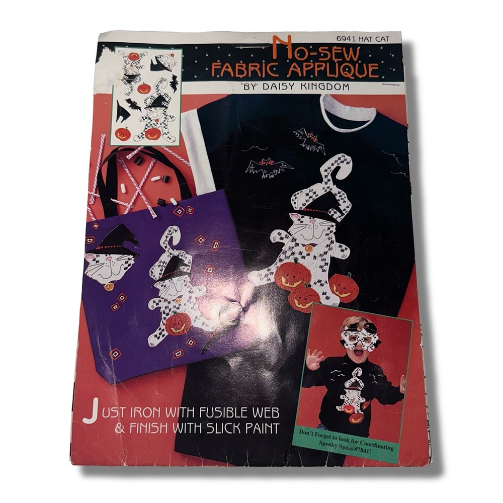 Vintage No-Sew Halloween Cat Fabric Appliqué